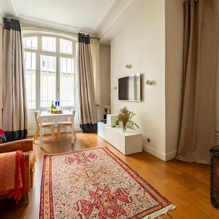 Spacious & Calm 2pers, Pantheon - Luxembourg, Exceptional Location Apartment *