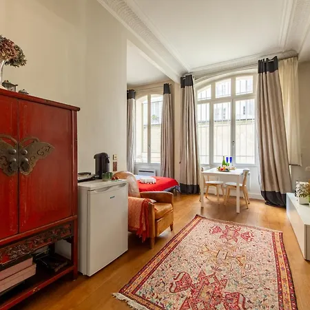 Spacious & Calm 2pers, Pantheon - Luxembourg, Exceptional Location Apartment Paris